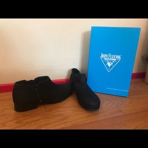 JOHN FLUEVOG | New Black Radio Double Zipper Shoe